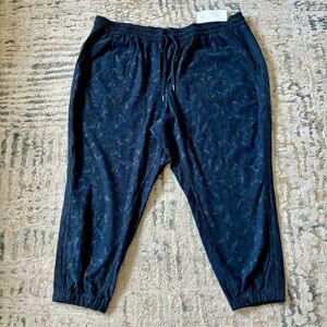 Athleta‎ Farallon Jogger Pants (NEW Women's 26 navy blue camo camoflague)